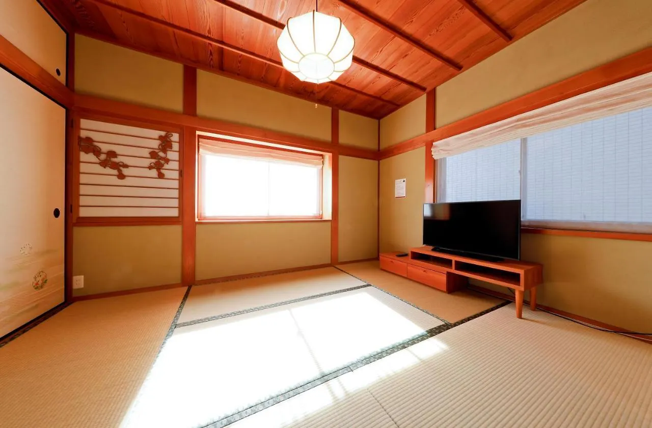 庭之宿 新大阪日本庭園の家 -Residence Inn Niwanoyado- 0*, Osaka Japan