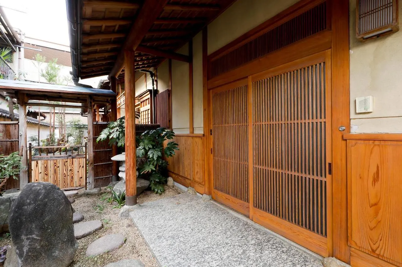 庭之宿 新大阪日本庭園の家 -Residence Inn Niwanoyado- Holiday home Osaka