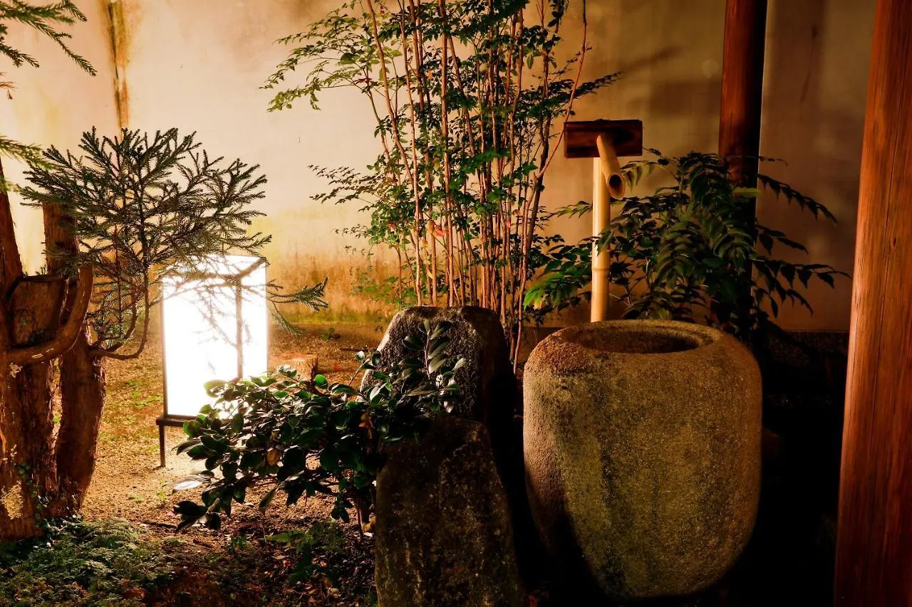 庭之宿 新大阪日本庭園の家 -Residence Inn Niwanoyado- 0*, Osaka Japan