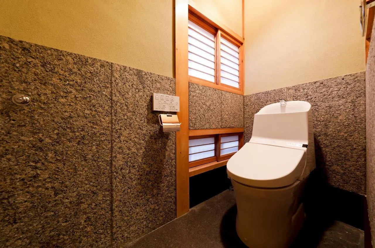 Holiday home 庭之宿 新大阪日本庭園の家 -Residence Inn Niwanoyado-